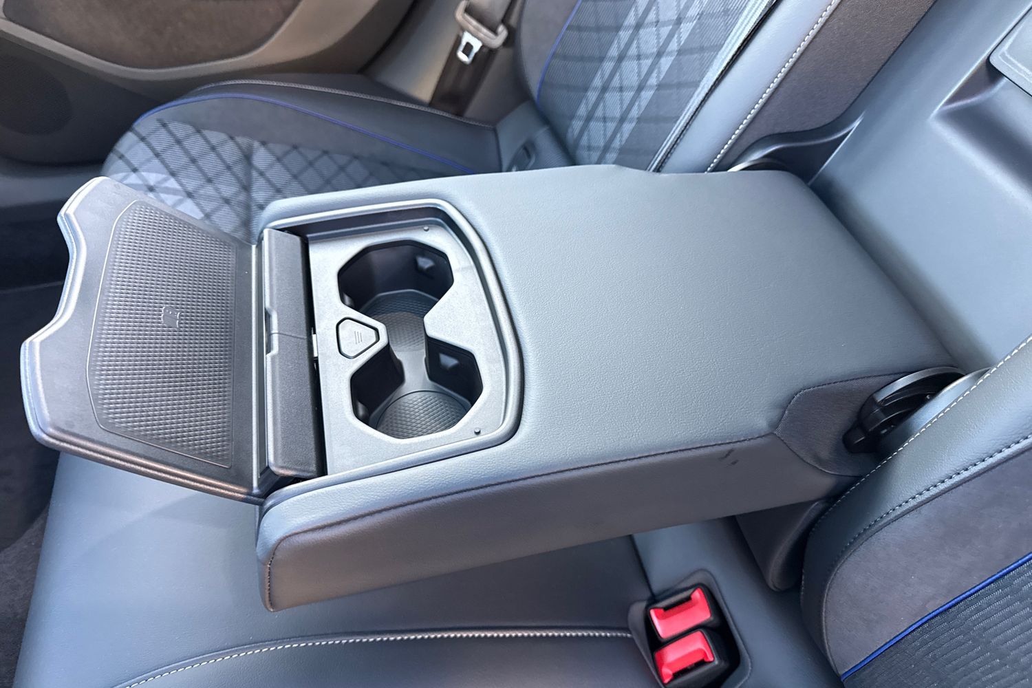 Used Volkswagen Passat 2025 for sale - 76519972: Photo 41