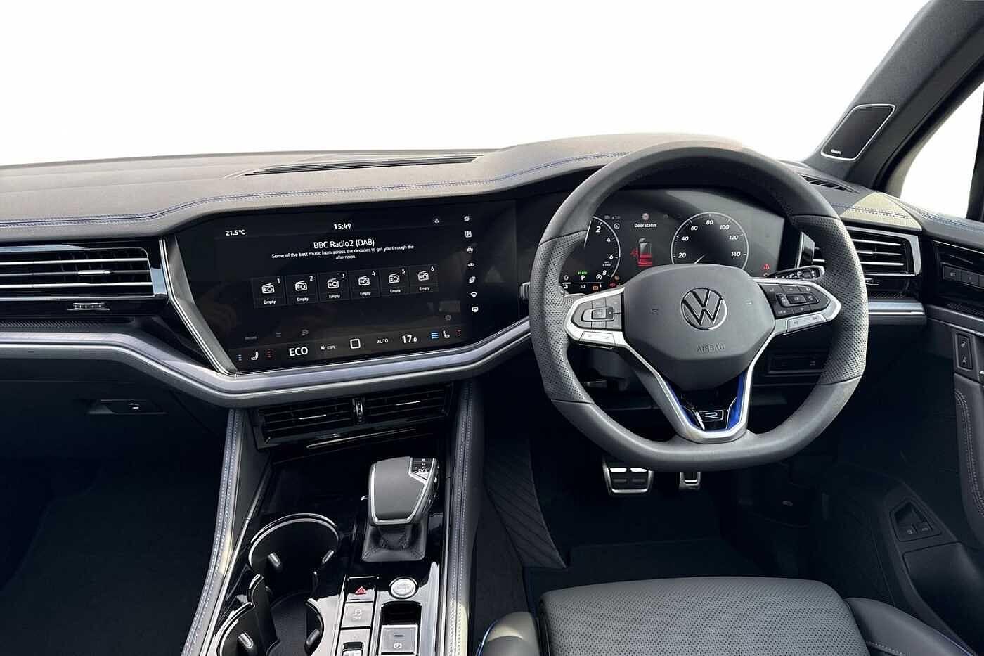 Used Volkswagen Touareg 2025 for sale - 76641732: Photo 12