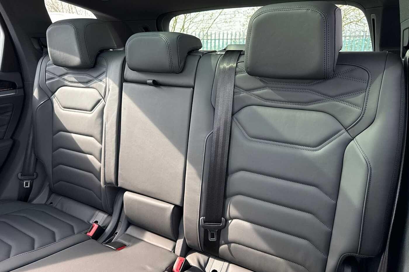 Used Volkswagen Touareg 2025 for sale - 76641732: Photo 13