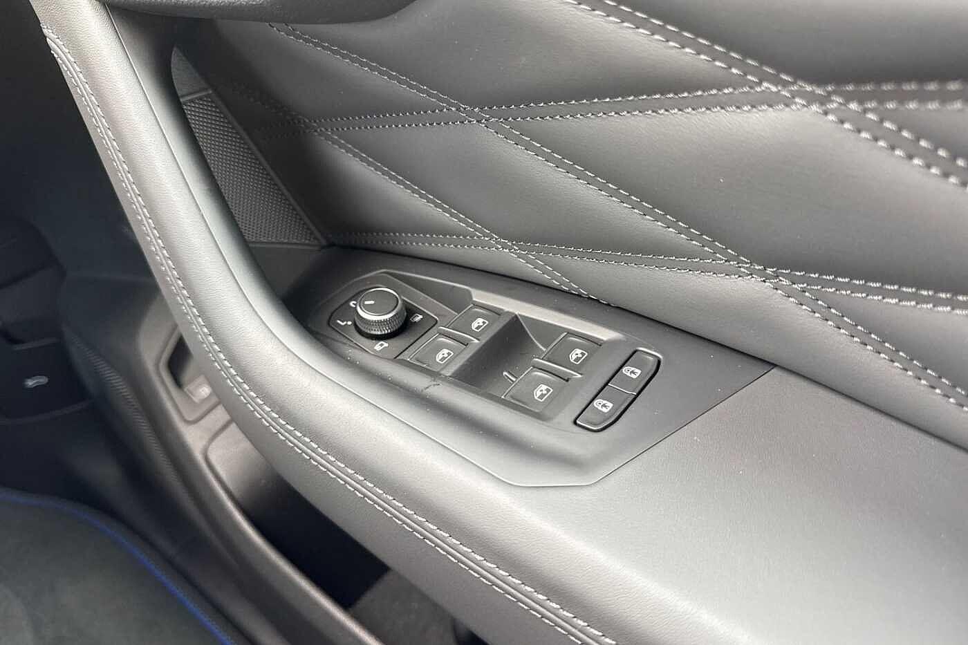 Used Volkswagen Touareg 2025 for sale - 76641732: Photo 17