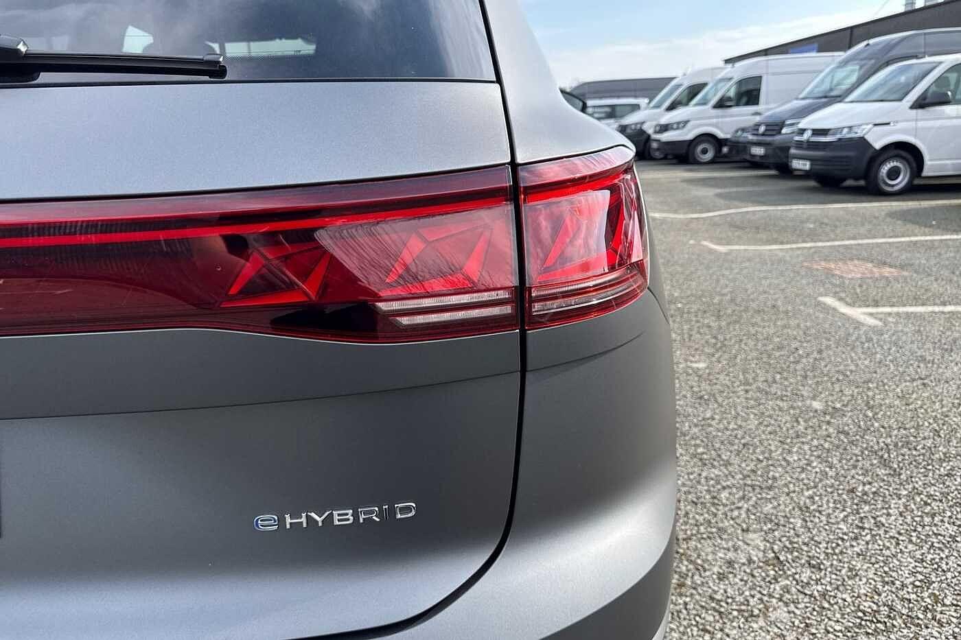 Used Volkswagen Touareg 2025 for sale - 76641732: Photo 29