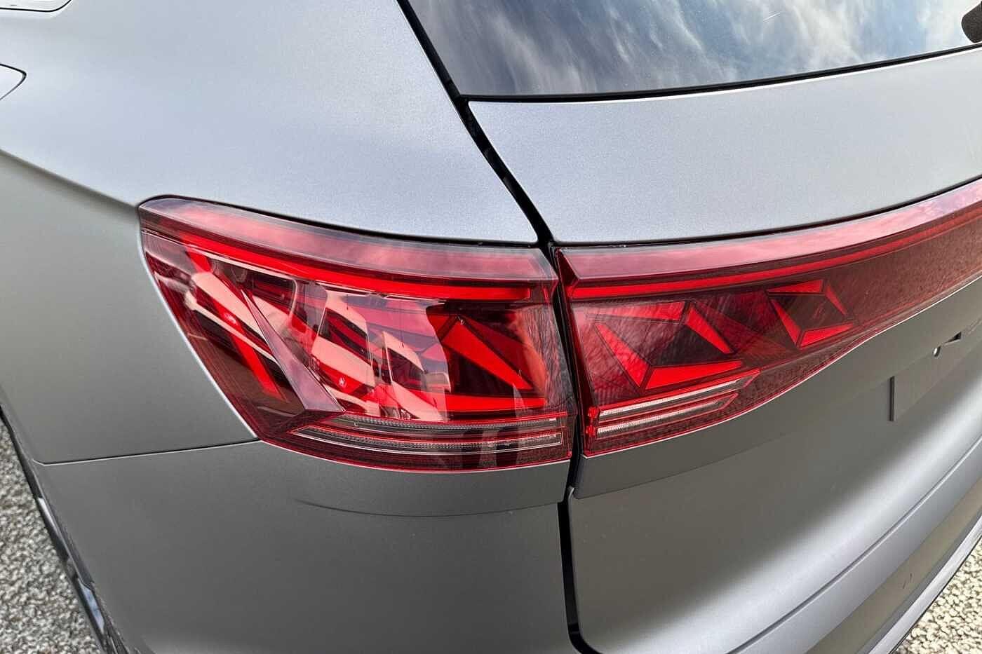 Used Volkswagen Touareg 2025 for sale - 76641732: Photo 30