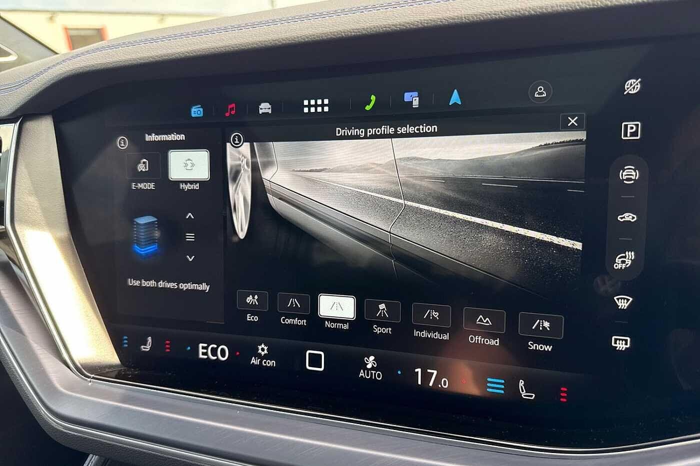 Used Volkswagen Touareg 2025 for sale - 76641732: Photo 53