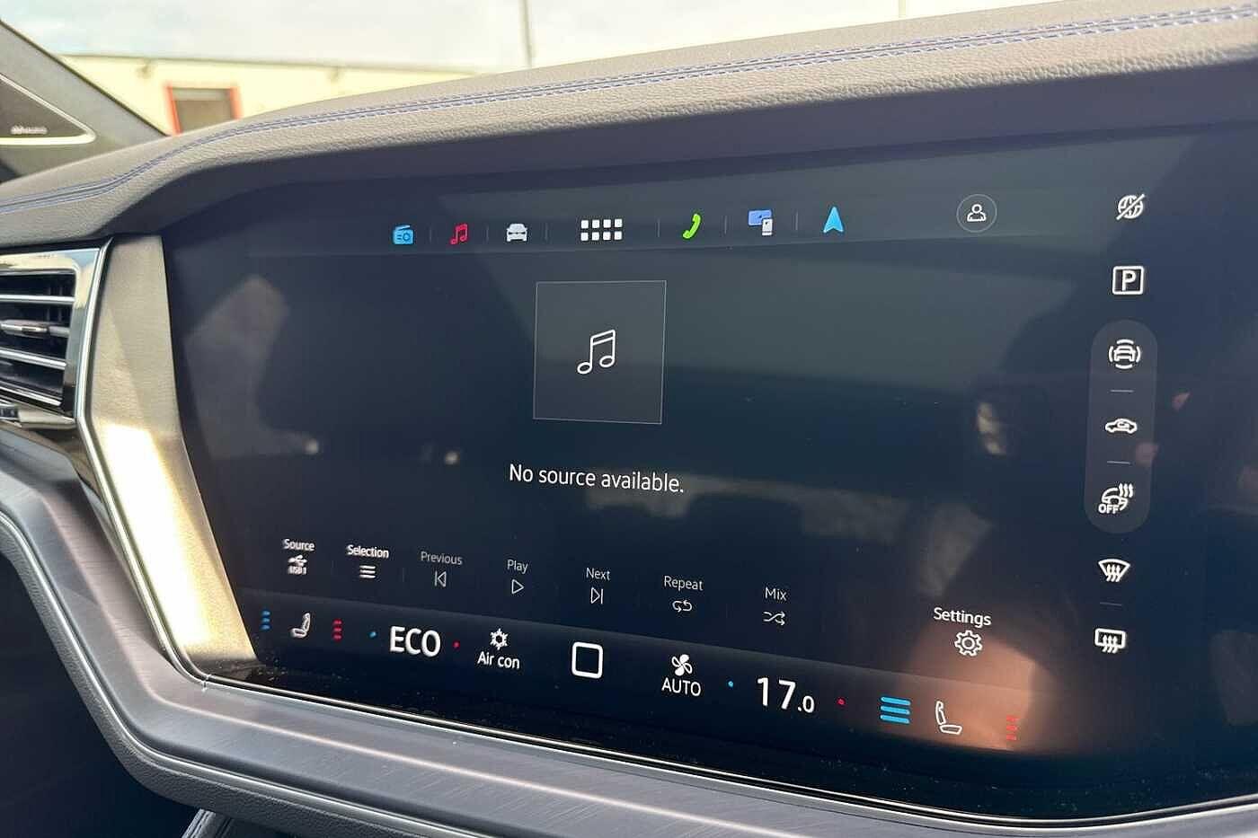 Used Volkswagen Touareg 2025 for sale - 76641732: Photo 55