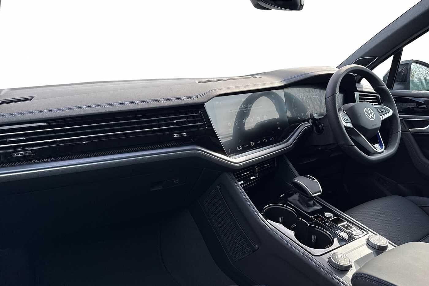 Used Volkswagen Touareg 2025 for sale - 76641732: Photo 8
