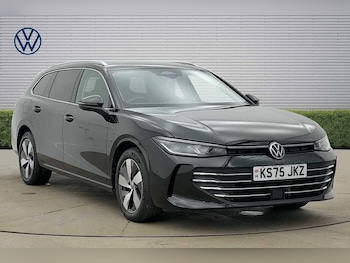 Used Volkswagen Passat 2025 for sale - 78297673: Photo