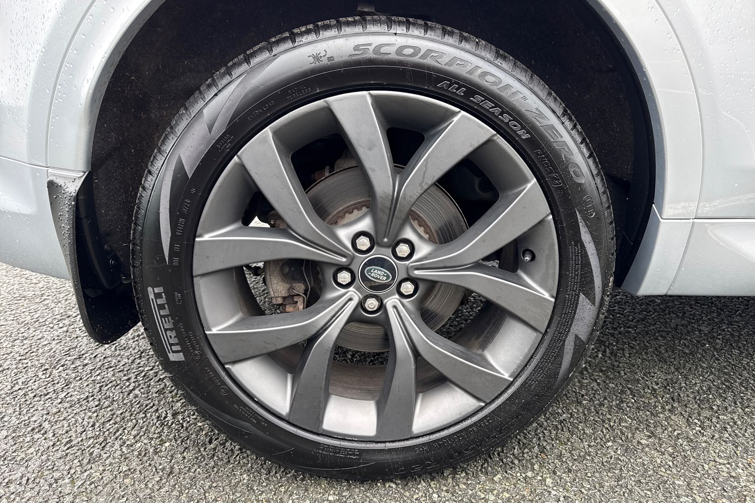 Used Land Rover Discovery Sport 2022 for sale - 77983409: Photo 24