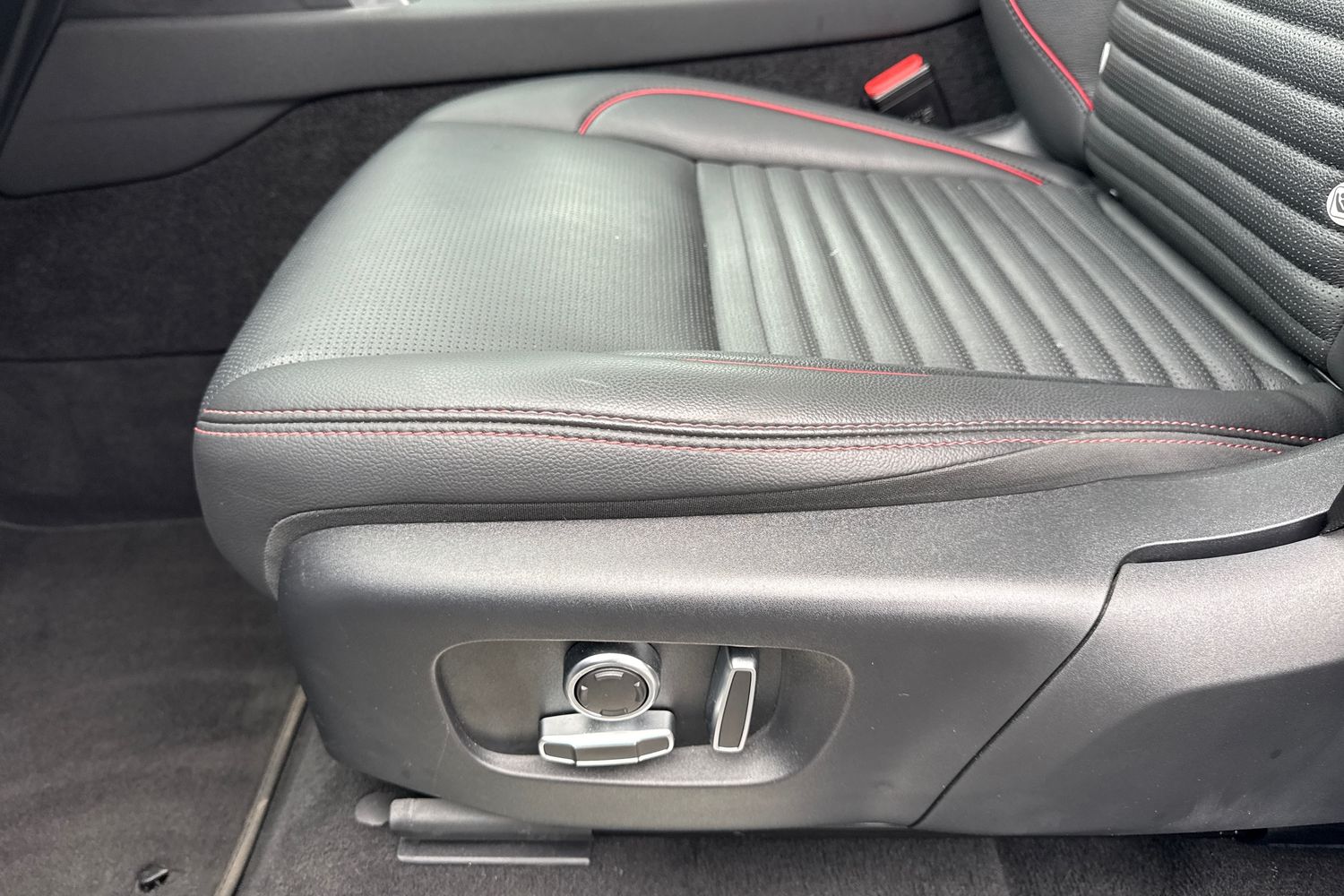 Used Land Rover Discovery Sport 2022 for sale - 77983409: Photo 39