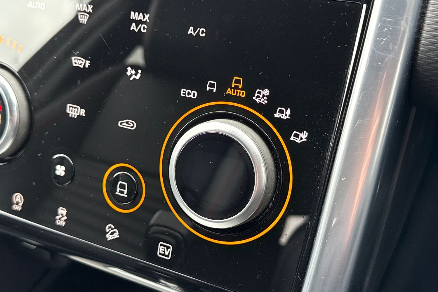 Used Land Rover Discovery Sport 2022 for sale - 77983409: Photo 51