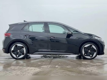 Used Volkswagen ID.3 2025 for sale - 77463198: Photo
