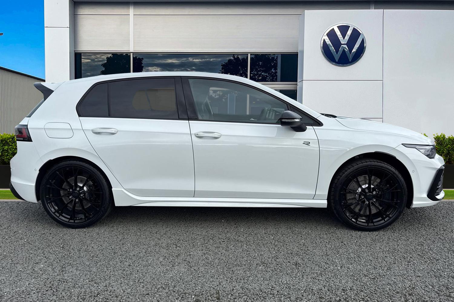 Used Volkswagen Golf 2025 for sale - 76718535: Photo 3