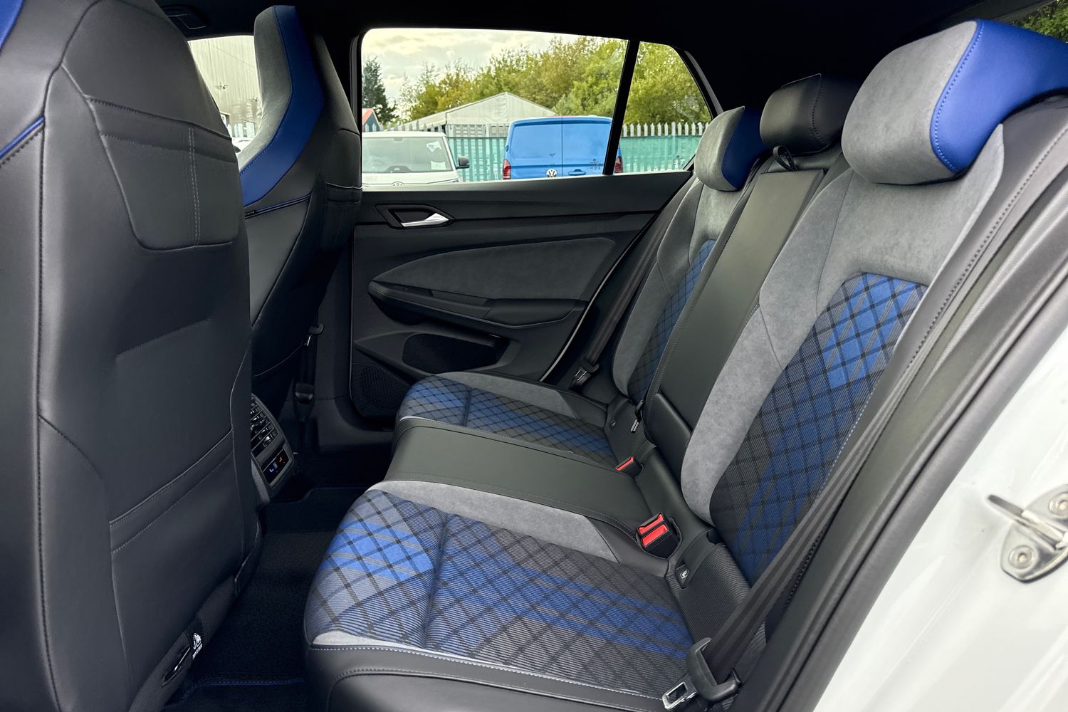 Used Volkswagen Golf 2025 for sale - 76718535: Photo 33