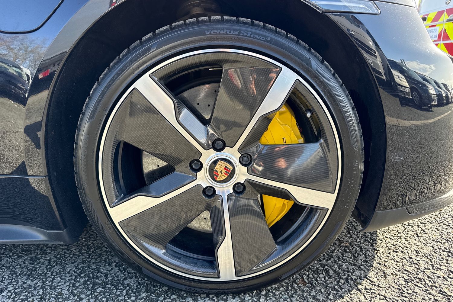 Used Porsche Taycan 2021 for sale - 77620477: Photo 10