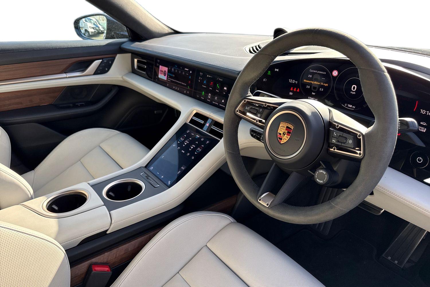 Used Porsche Taycan 2021 for sale - 77620477: Photo 14