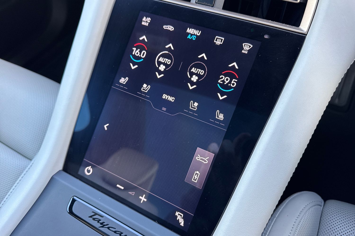 Used Porsche Taycan 2021 for sale - 77620477: Photo 22