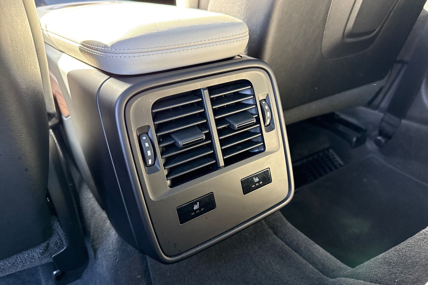 Used Porsche Taycan 2021 for sale - 77620477: Photo 35