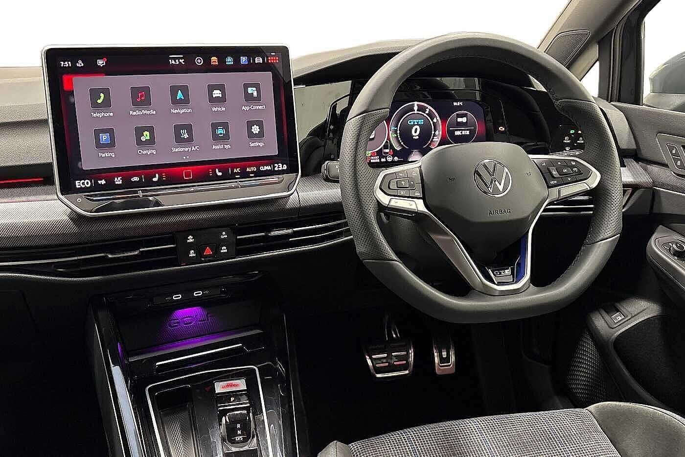 Used Volkswagen Golf 2025 for sale - 76508968: Photo 2