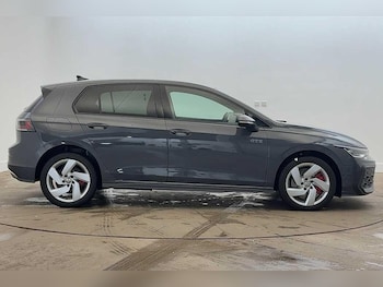 Used Volkswagen Golf 2025 for sale - 76508968: Photo