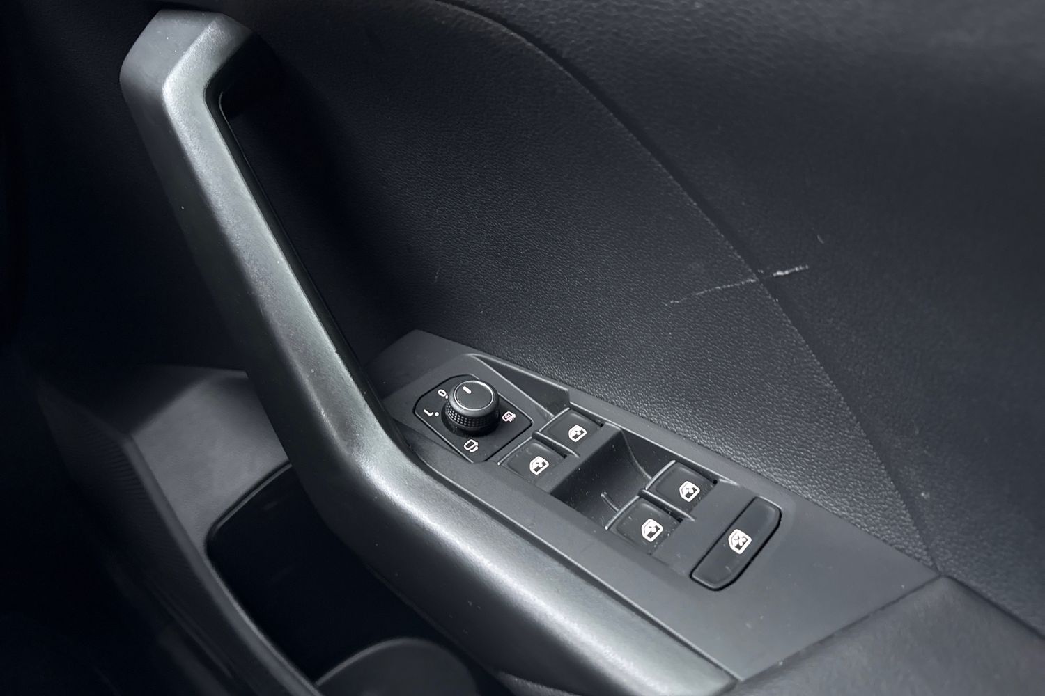 Used Volkswagen T-Cross 2023 for sale - 77458952: Photo 18