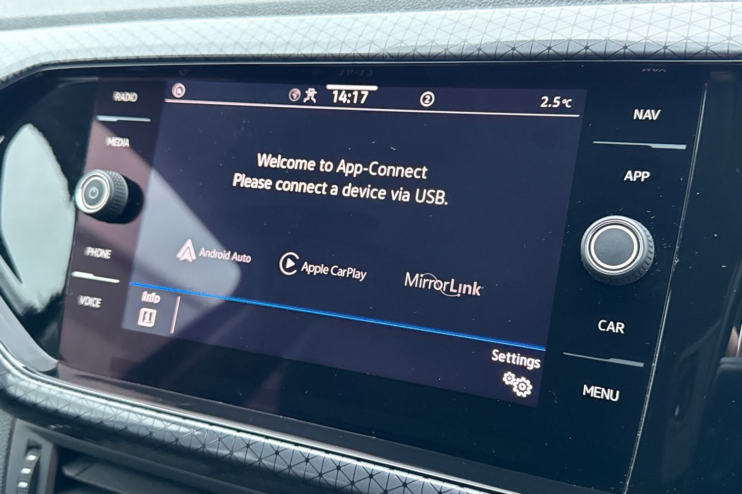 Used Volkswagen T-Cross 2023 for sale - 77458952: Photo 48