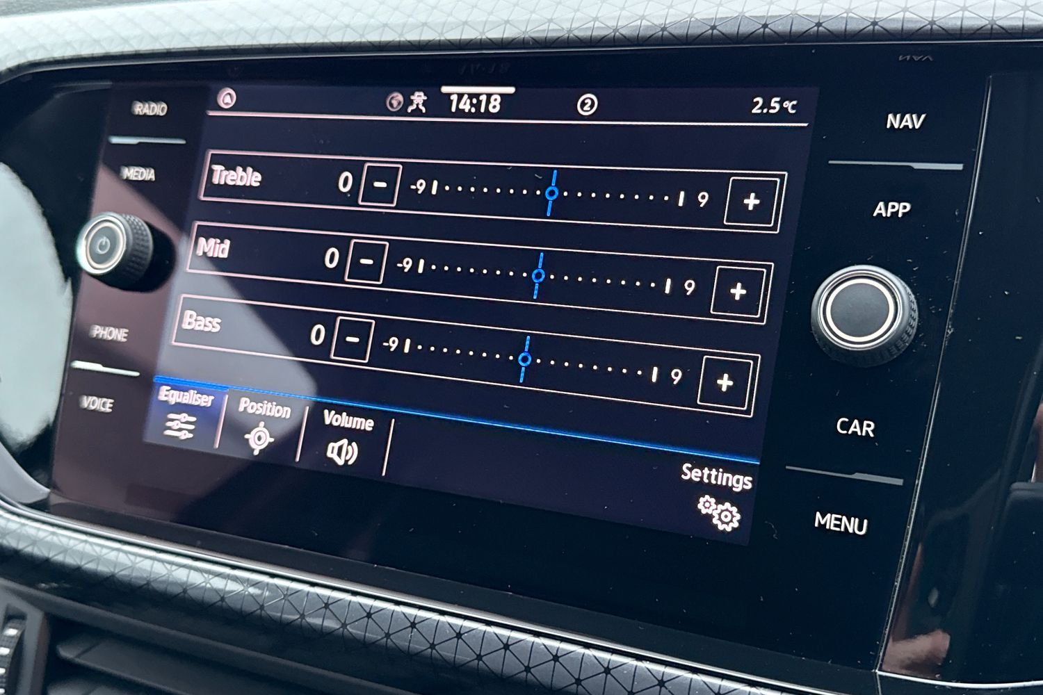 Used Volkswagen T-Cross 2023 for sale - 77458952: Photo 52