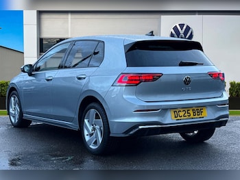 Used Volkswagen Golf 2025 for sale - 77764536: Photo