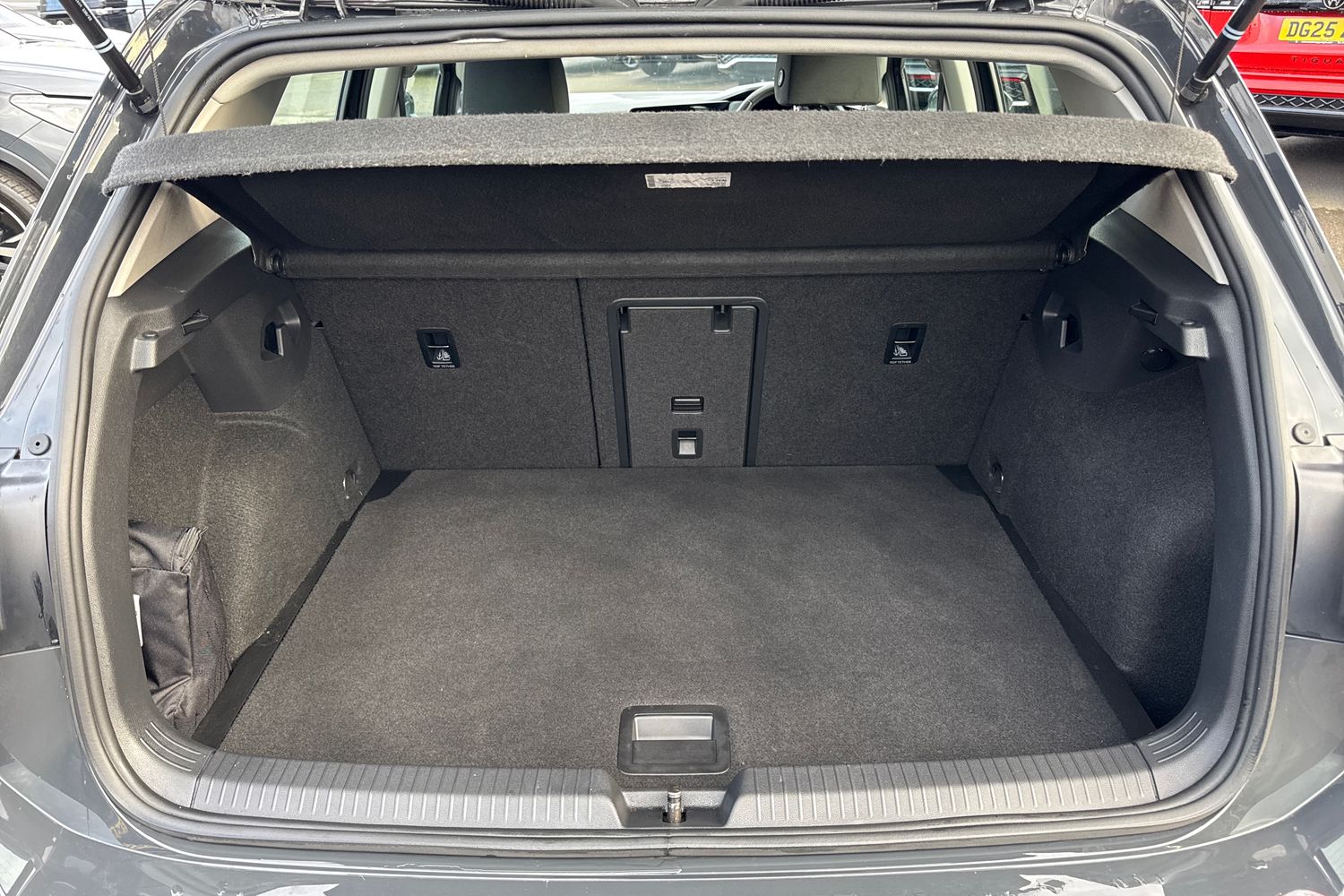 Used Volkswagen Golf 2023 for sale - 77206700: Photo 7