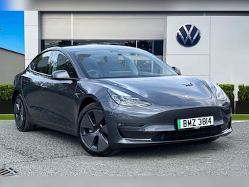 Tesla - Model 3