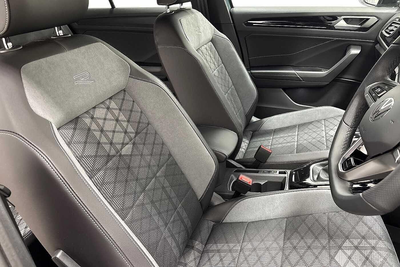 Used Volkswagen T-Roc 2025 for sale - 77128850: Photo 11