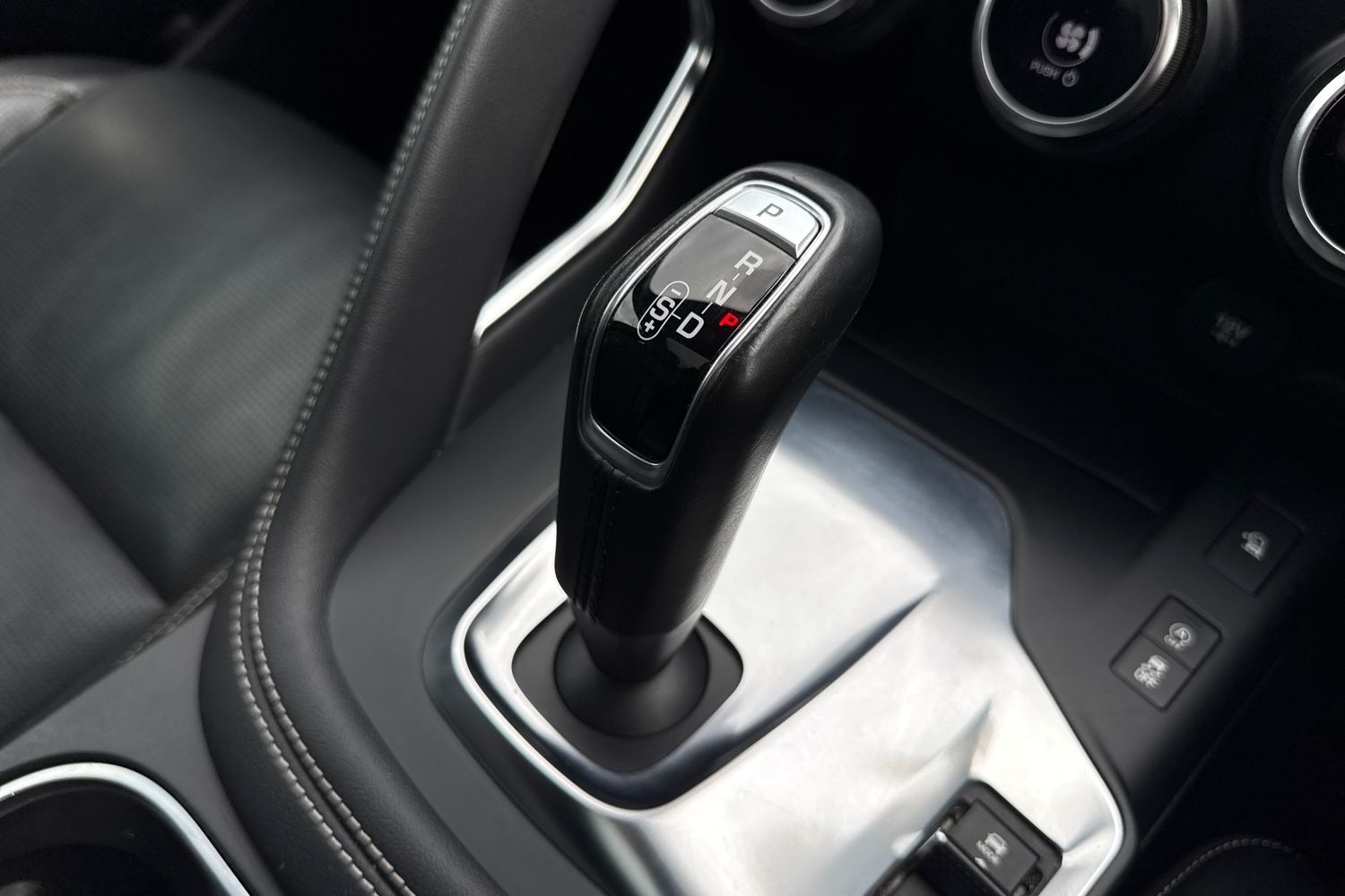 Used Jaguar E-Pace 2020 for sale - 76488325: Photo 23