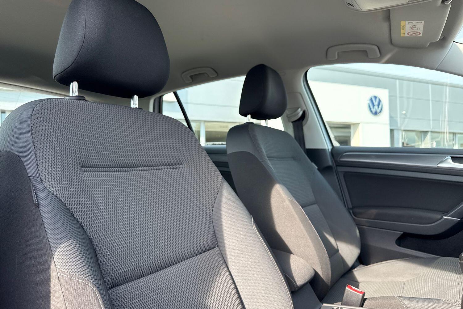 Used Volkswagen Golf 2019 for sale - 77963498: Photo 20