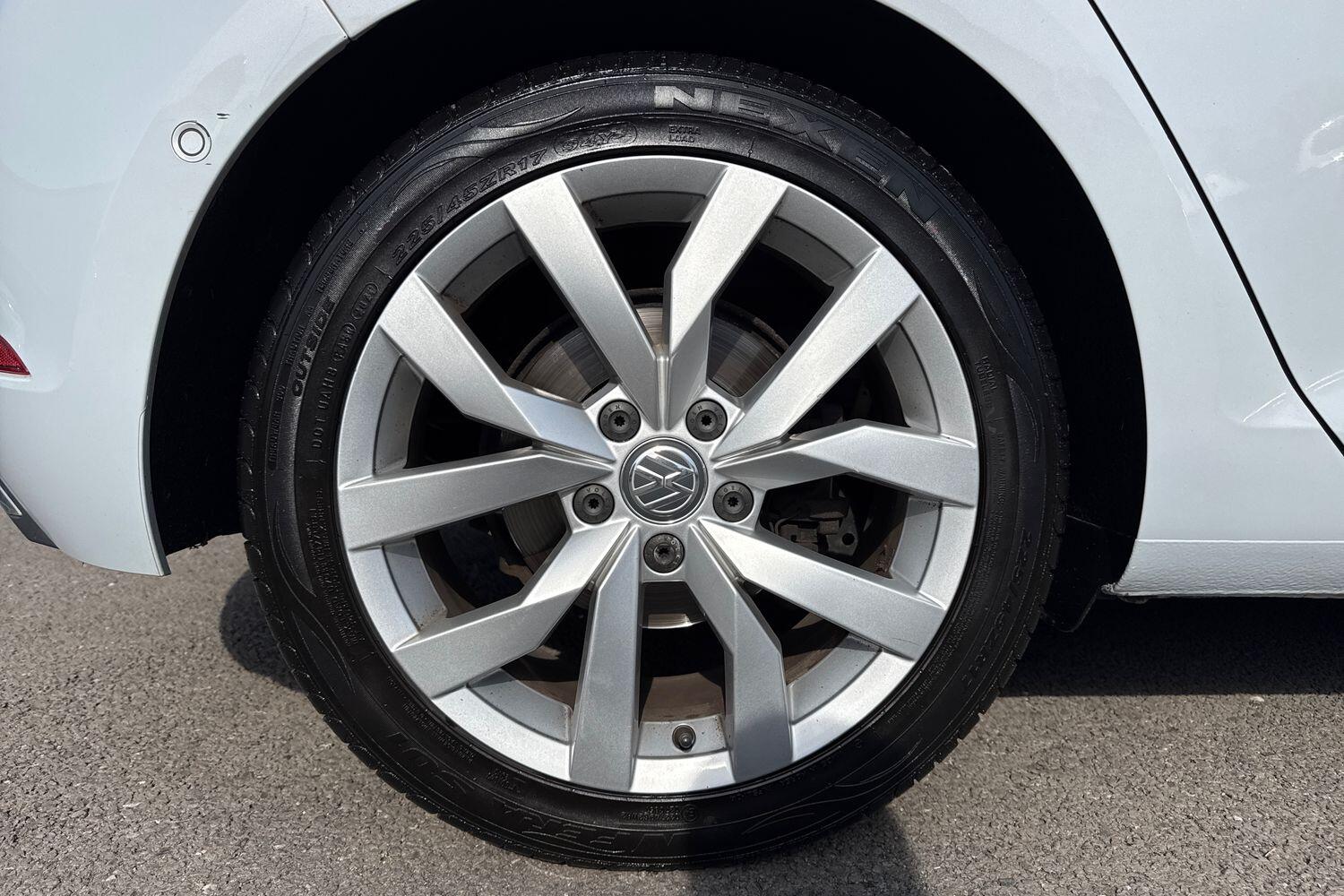 Used Volkswagen Golf 2019 for sale - 77963498: Photo 23