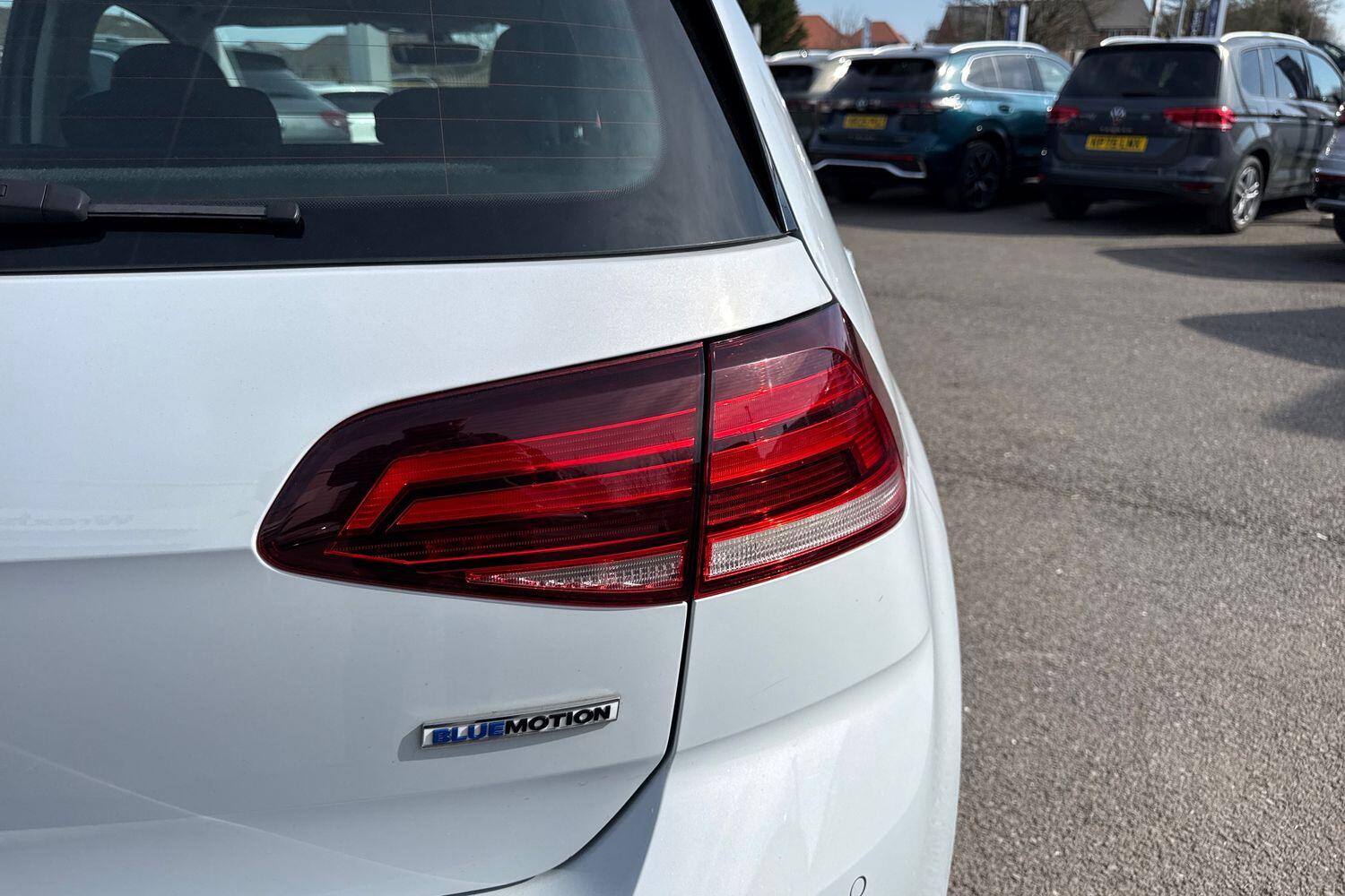 Used Volkswagen Golf 2019 for sale - 77963498: Photo 25