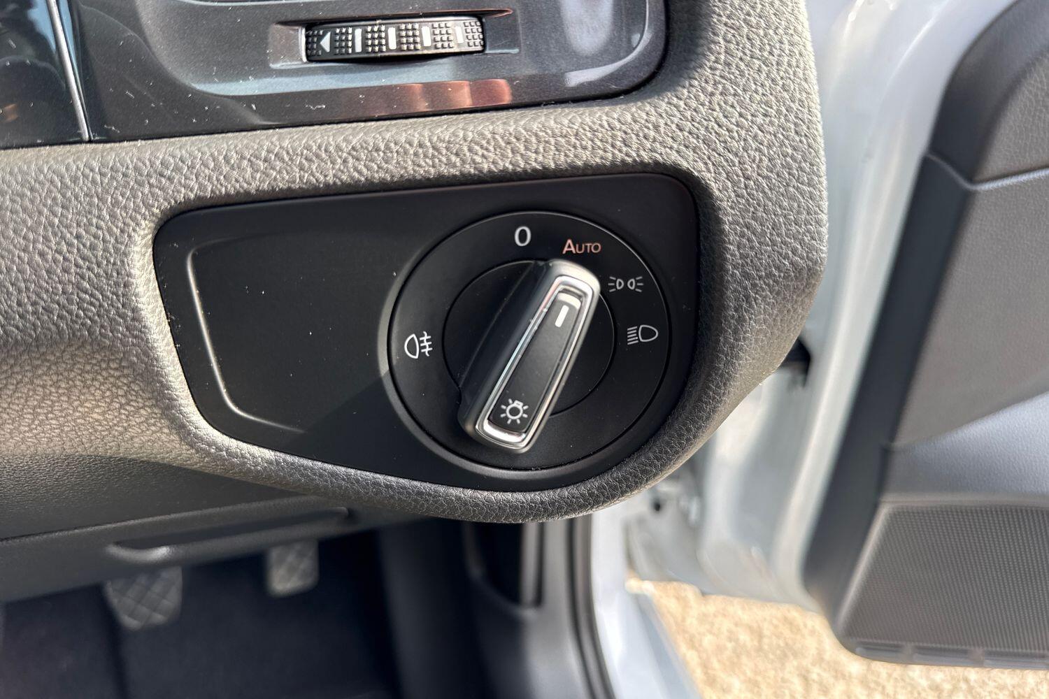 Used Volkswagen Golf 2019 for sale - 77963498: Photo 37