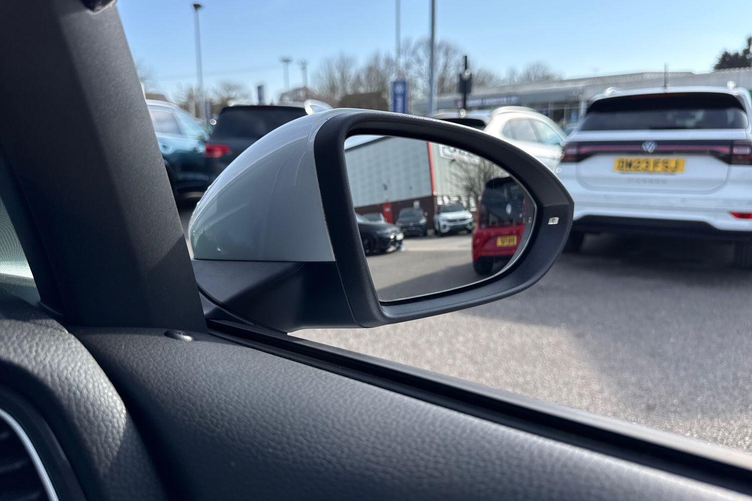 Used Volkswagen Golf 2019 for sale - 77963498: Photo 38