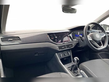 Used Volkswagen Polo 2024 for sale - 76581828: Photo