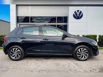 Used Volkswagen Polo 2024 for sale - 76581828: Photo