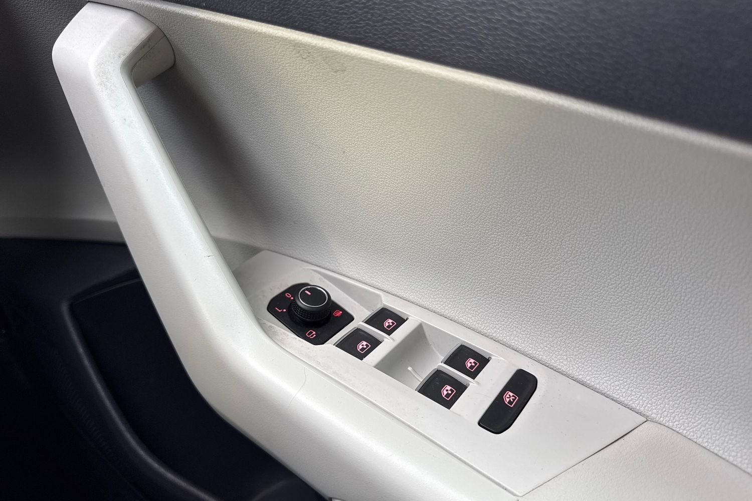 Used Volkswagen Polo 2019 for sale - 76692281: Photo 18