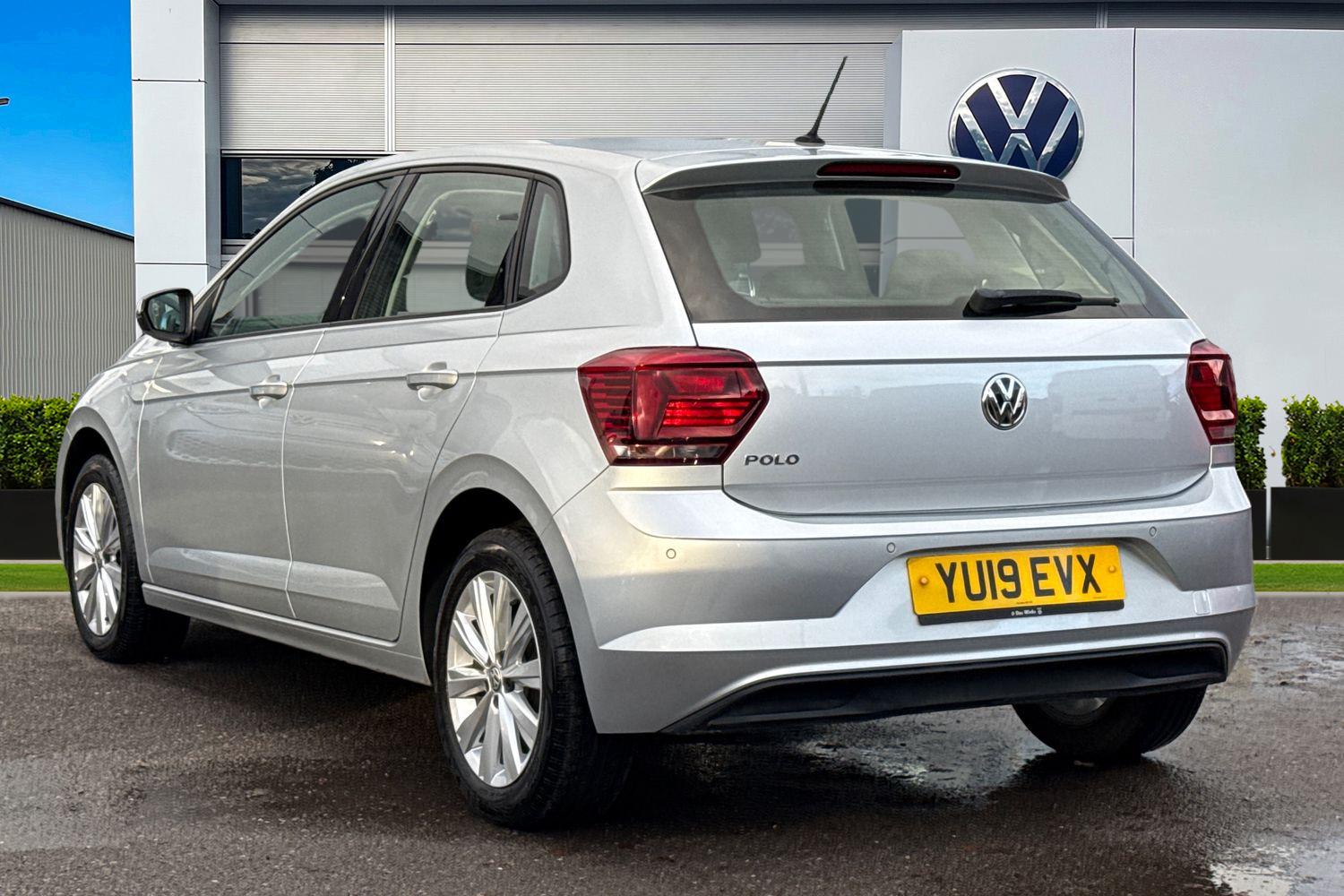 Used Volkswagen Polo 2019 for sale - 76692281: Photo 2