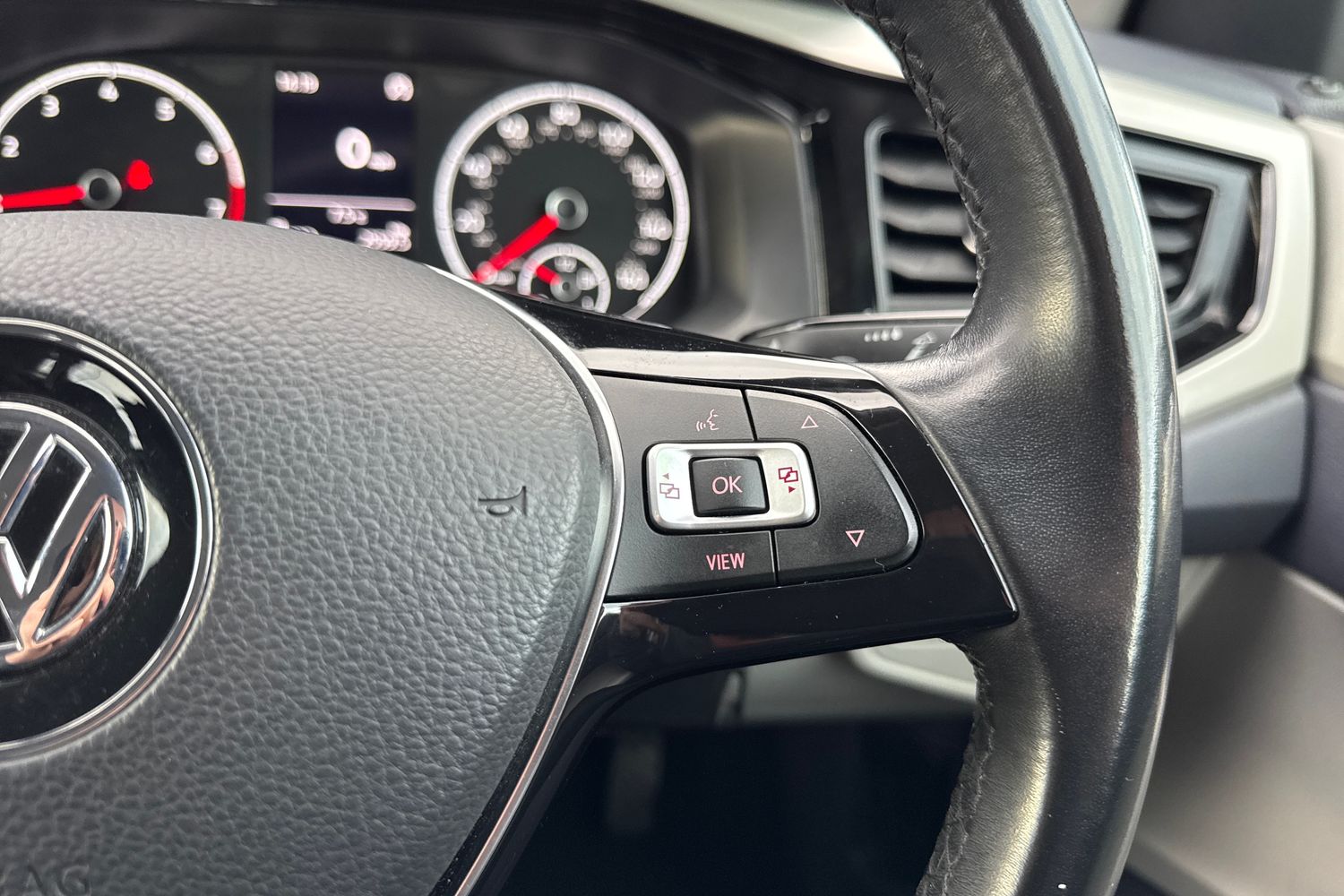 Used Volkswagen Polo 2019 for sale - 76692281: Photo 41