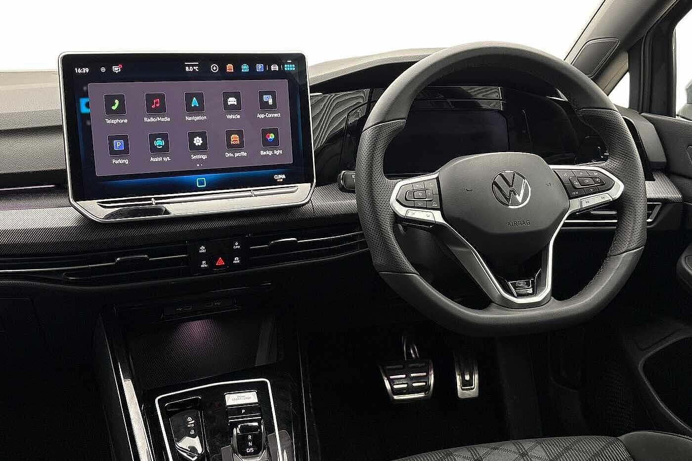 Used Volkswagen Golf 2025 for sale - 77593604: Photo 2