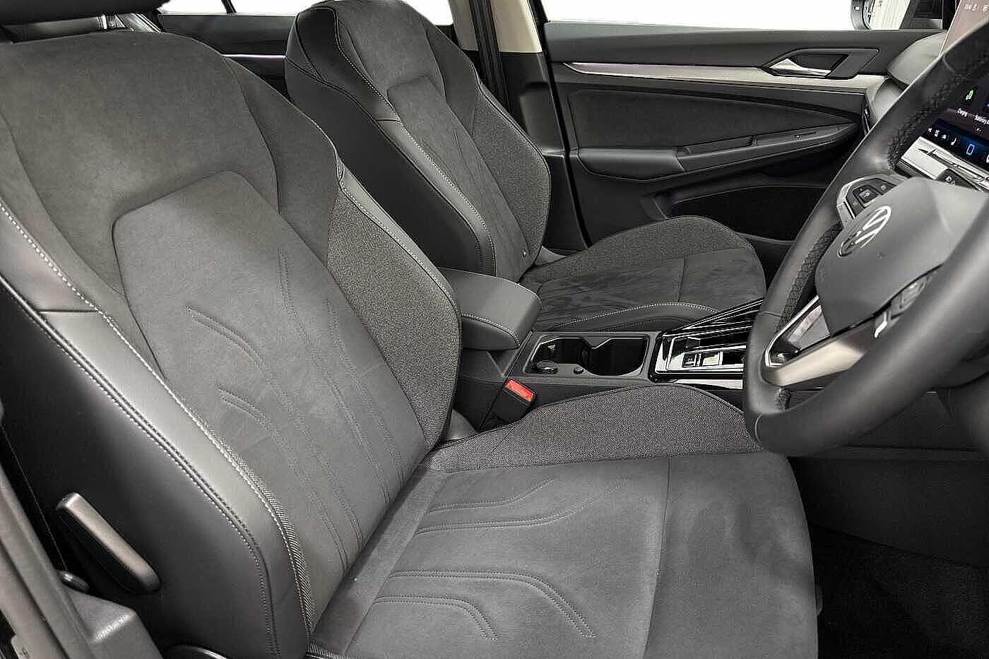 Used Volkswagen Golf 2025 for sale - 77152540: Photo 11