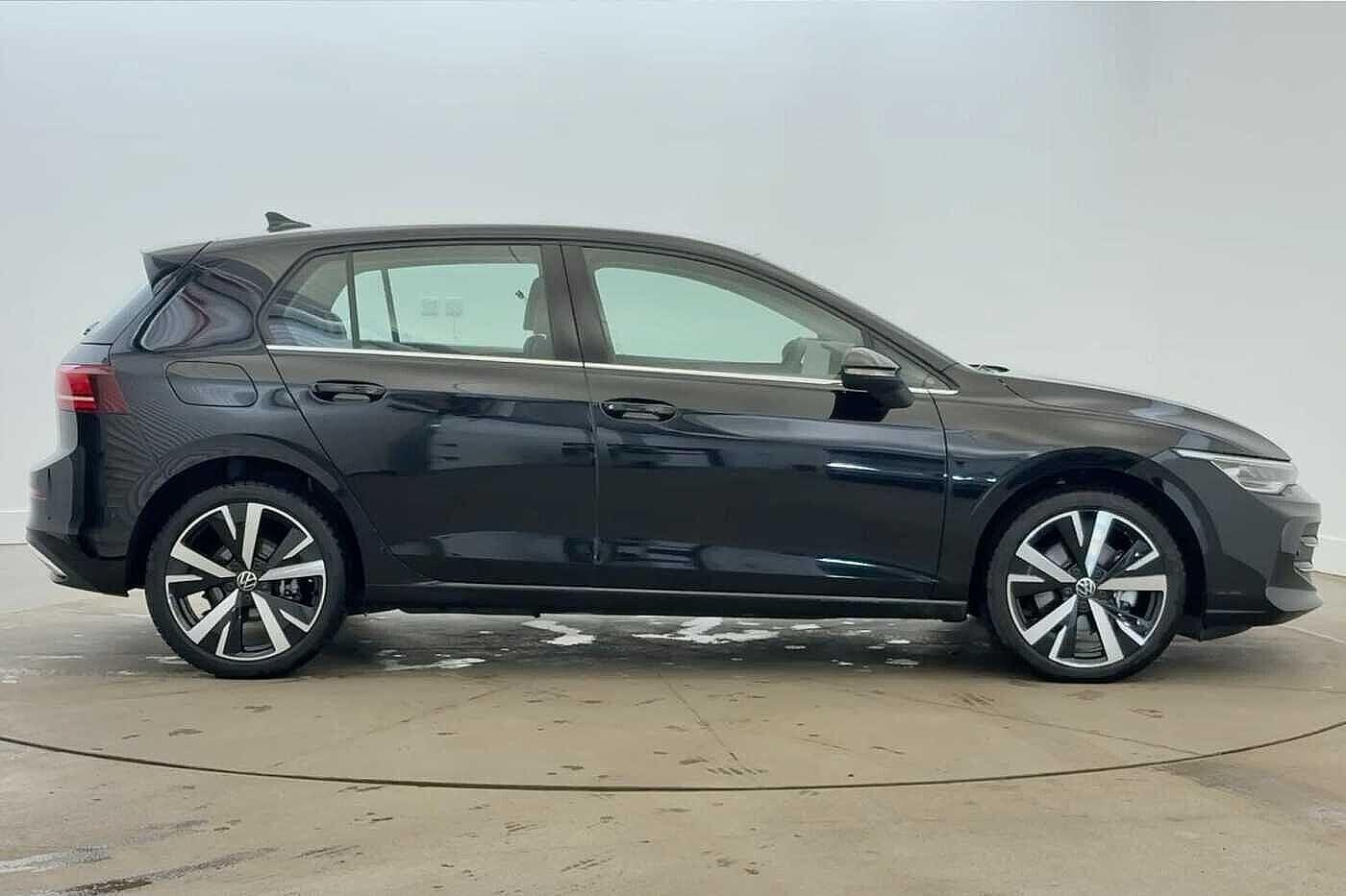 Used Volkswagen Golf 2025 for sale - 77152540: Photo 4