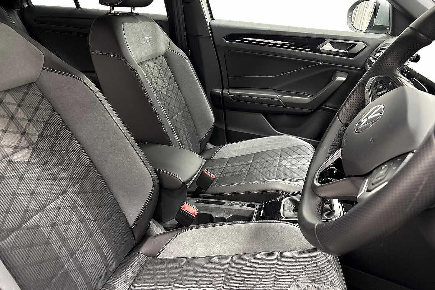 Used Volkswagen T-Roc 2025 for sale - 76379895: Photo 10