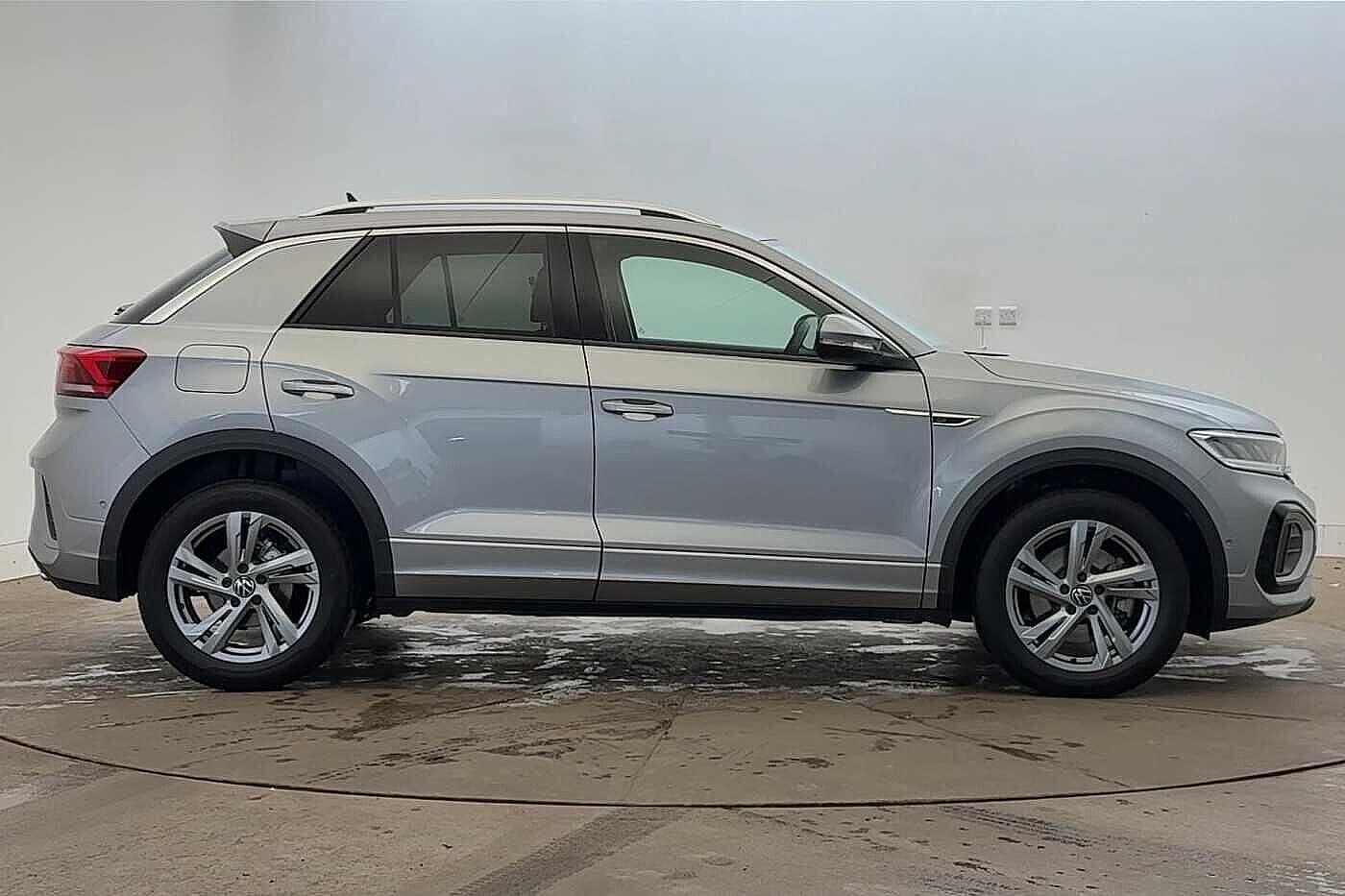 Used Volkswagen T-Roc 2025 for sale - 76379895: Photo 4