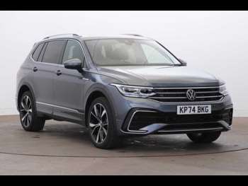 2024 - 2.0TDI (150ps) R-Line DSGÃ¢ ­ Sunroof, Leather, Towbar, Rear view cameraÃ 5-Door