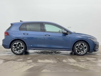 Used Volkswagen Golf 2025 for sale - 77791762: Photo