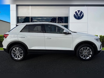 Used Volkswagen T-Roc 2026 for sale - 77128933: Photo