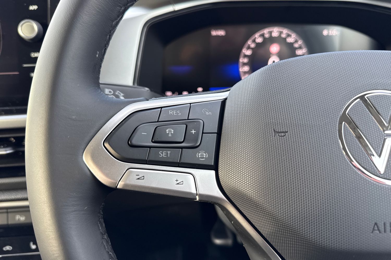 Used Volkswagen T-Roc 2026 for sale - 77128933: Photo 42