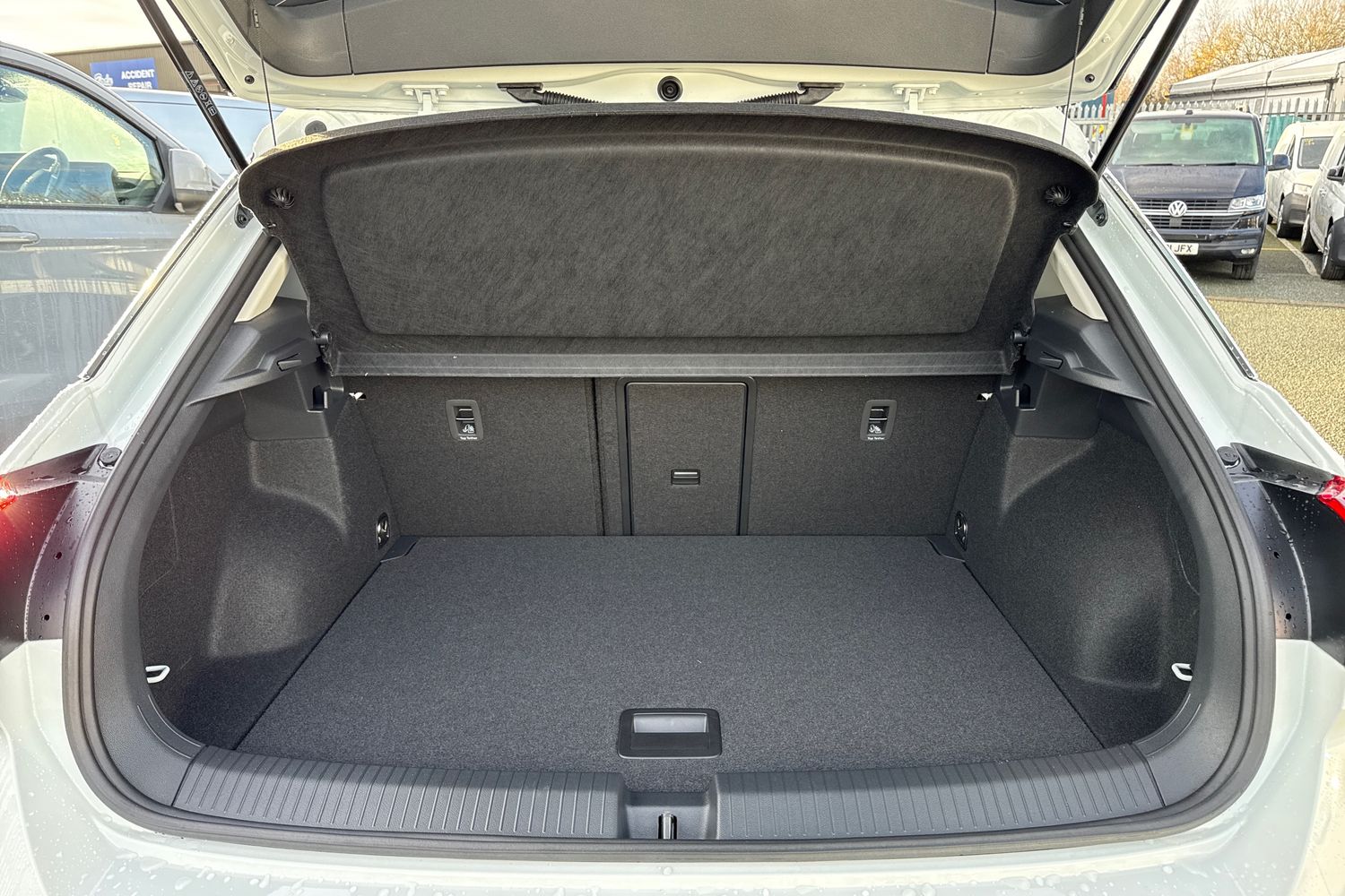 Used Volkswagen T-Roc 2026 for sale - 77128933: Photo 6